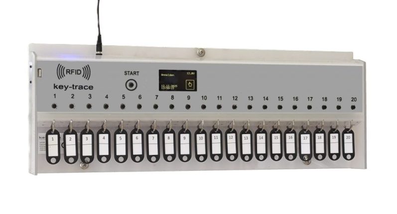 Digitales Schlüsselbrett mit 20 Schlüsselpositionen und Touchscreen.